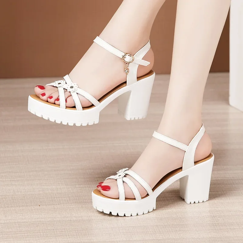 8cm 작은 사이즈 32-43 우아한 플로럴 소프트 가 - Casual Sandal Leather 리뷰 및 가격